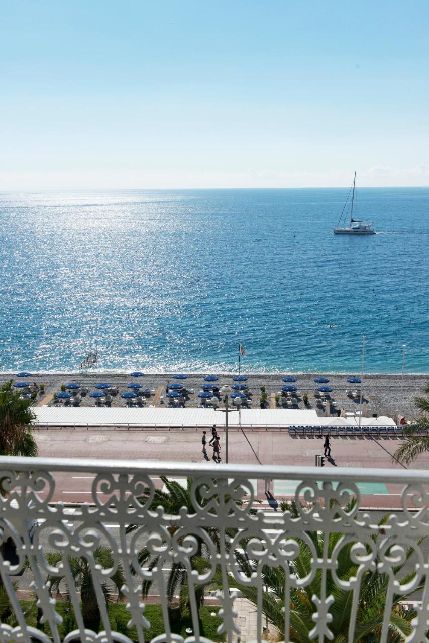 West End Promenade