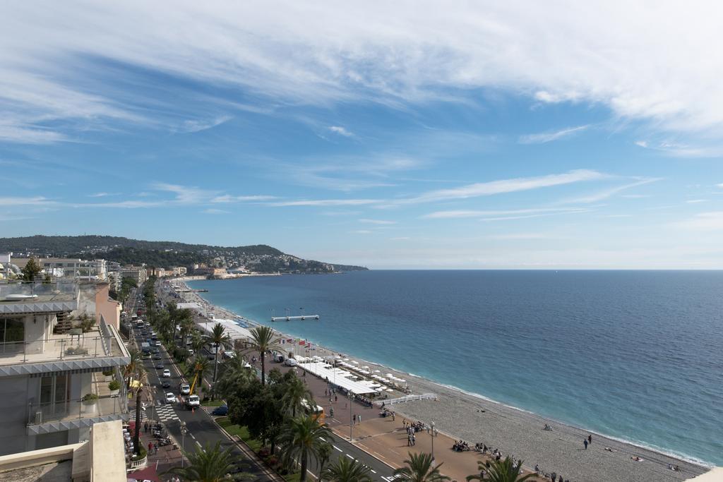 West End Promenade Hotell 4*